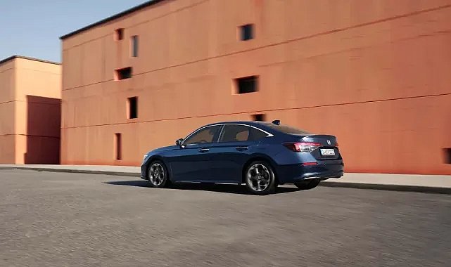Makyajlı yeni Honda Civic'ler Türkiye'de satışta: Şık tasarım yüksek performans! İşte fiyatı