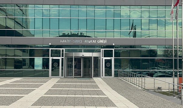 Otel yangınına ilişkin gözaltına alınanlar adliyeye sevk edildi