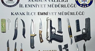 Samsun'da ruhsatsız tabanca ele geçirdi