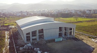 Samsun Tekkeköy'de Yarı Olimpik Yüzme Havuzu tamamlanmak üzere