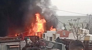 Samsun Vezirköprü'de korkutan yangın! Alevler bir anda depoyu sardı