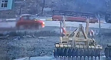 Satiye Esenlikçi süratle gelen aracın altında kaldı