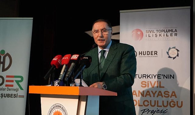 Şeref Malkoç Samsun'da konuştu! Toplumun her kesiminde yeni anayasa talebi var