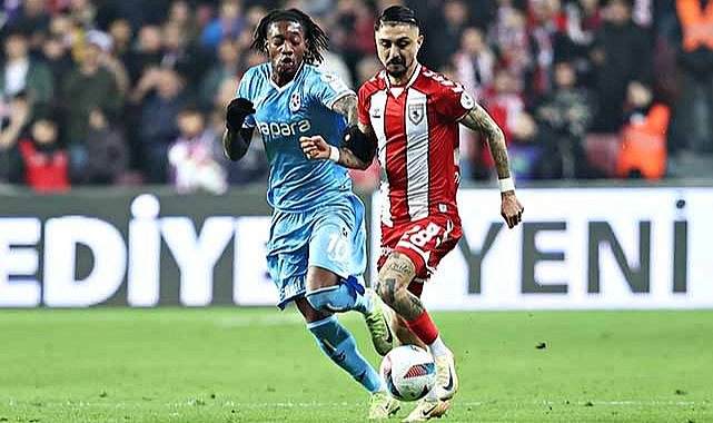 Soner Gönül Samsunspor'da 100. maçını oynadı