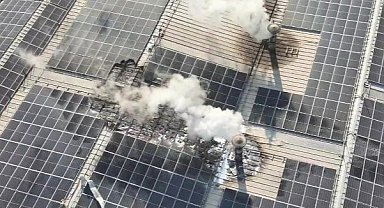 Tekstil fabrikasında çıkan yangın korkuttu!