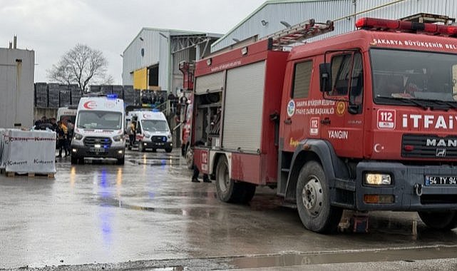 Yalıtım fabrikasında yangın! 7 kişi yaralandı