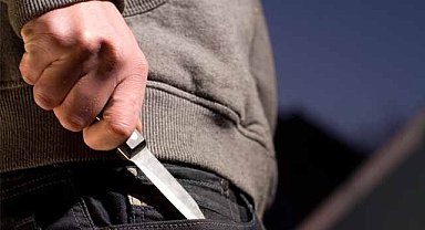 16 yaşındaki genç bıçaklı kavgada hayatını kaybetti