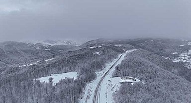 Alaçam’da yaylada kış güzelliği havadan görüntülendi