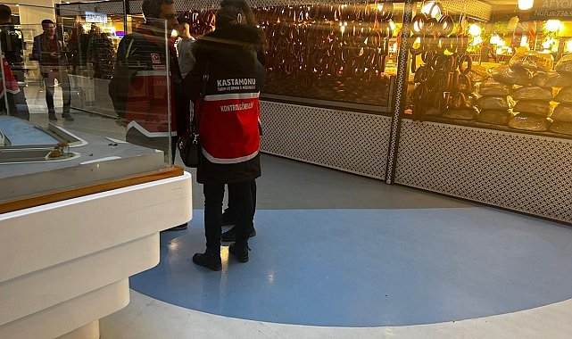 Alışveriş merkezinde satılan 500 kilo sucuğa el konuldu