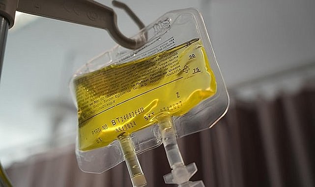 Ani ölümlere yol açan sarı serumu ünlü oyuncu reklam yapar gibi anlattı!