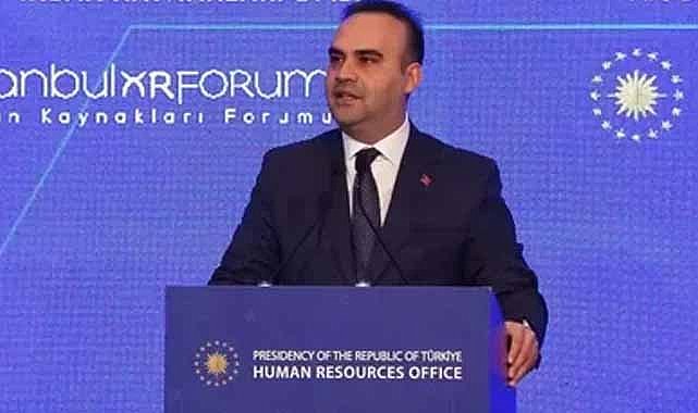 Bakan Kacır: 172 bin kadına 20 milyar lirayı aşkın destek verildi