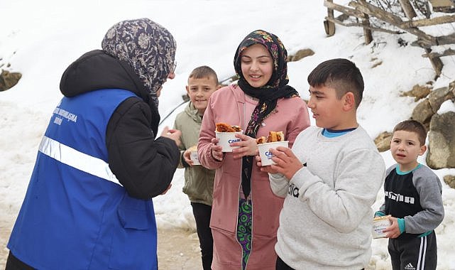 Canik Belediyesi'nden çocuklara sürpriz 