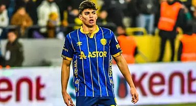 Beşiktaş istedi Galatasaray'a gidiyor! Sarı-kırmızılıların savunması güçleniyor