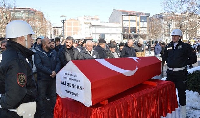 Kıbrıs gazisi emekli başkomiser Ali Şencan Samsun'da son yolculuğuna uğurlandı