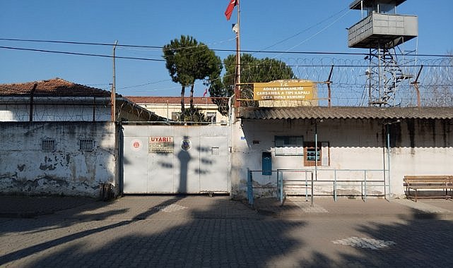 Çarşamba’da eski Cezaevi kapatıldı: Mahkumlar yeni cezaevine sevk edildi!