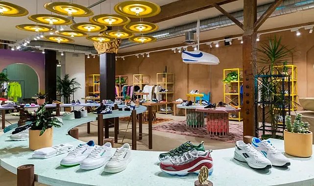 Dünyaca ünlü spor ayakkabı ve giyim devi iflasını duyurdu!