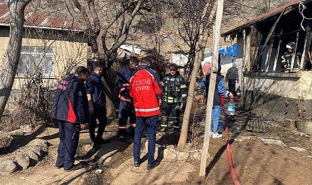 Elazığ'daki yangın faciasında ağır yaralanan genç kızdan kötü haber