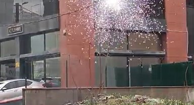 Elektrik kabloları alev aldı