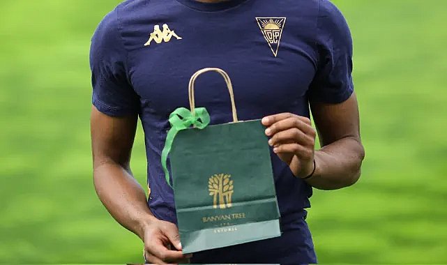 Galatasaray'dan sürpriz sağ bek hamlesi! 