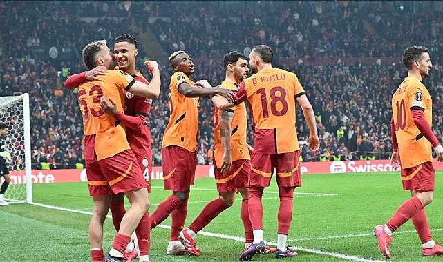 Galatasaray yıldız kaleciyi transfer listesine aldı!