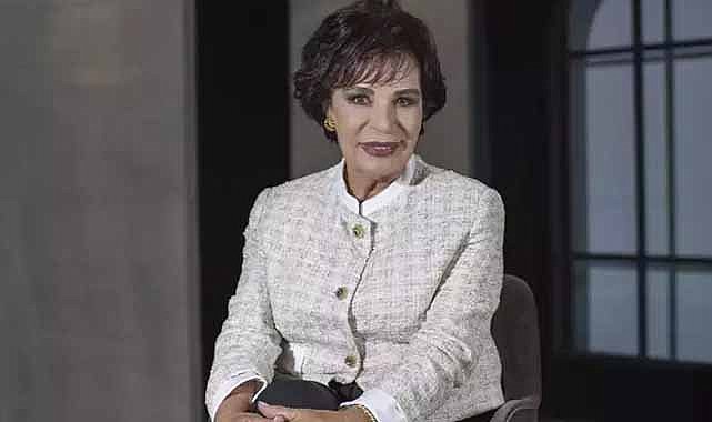 Hülya Koçyiğit sevenlerini korkuttu! Menajeri açıklama yaptı