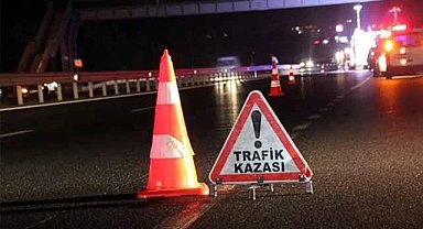 Kamyonet şarampole devrildi! Sürücüsü hayatını kaybetti