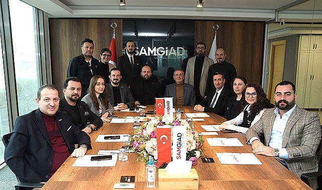 Samsun'da Murzioğlu, genç iş insanlarıyla buluştu