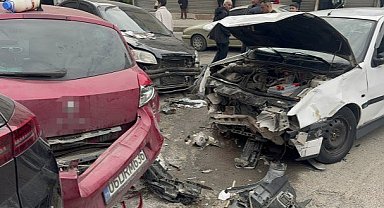 Polisten kaçan sürücü ortalığı savaş alanına çevirdi! 3 kişi yaralandı