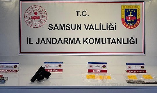 Samsun Bafra'da silah kaçakçılığı ve uyuşturucu operasyonu! 2 kişi yakalandı