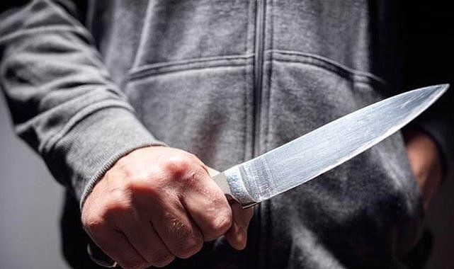 Samsun'da bir kişiyi bıçakla yaralayıp altınlarını gasp eden 3 şahıs tutuklandı