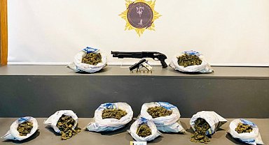 Samsun'da uyuşturucu operasyonu: 3,5 kilo esrar, silah ve mühimmat ele geçirildi