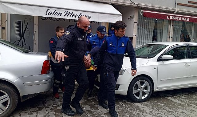 Samsun'da zabıta merdivenden düşerek yaralandı