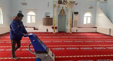 Samsun Vezirköprü'de camilerde Ramazan temizliği