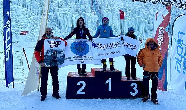 Samsunlu sporcu Aysel Balcı'dan Türkiye Buz Duvarı Tırmanış Şampiyonası'nda çifte başarı