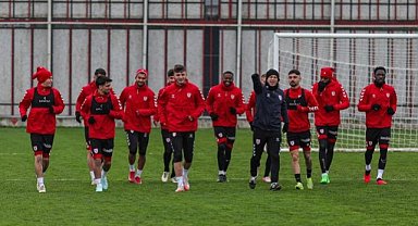 Samsunspor, Çaykur Rizespor maçının hazırlıklarına ara vermeden başladı
