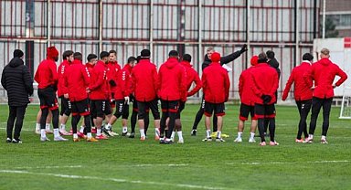 Samsunspor Rizespor maçına ısınıyor
