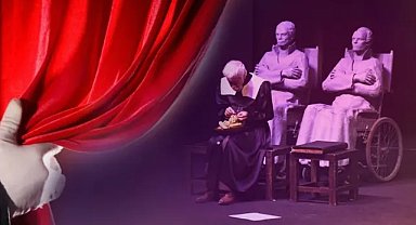 Tiyatronun sevilen ismi 77 yaşında hayatını kaybetti!