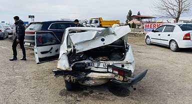 Togg ile çarpışan Tofaş hurdaya döndü! 4 yaralı