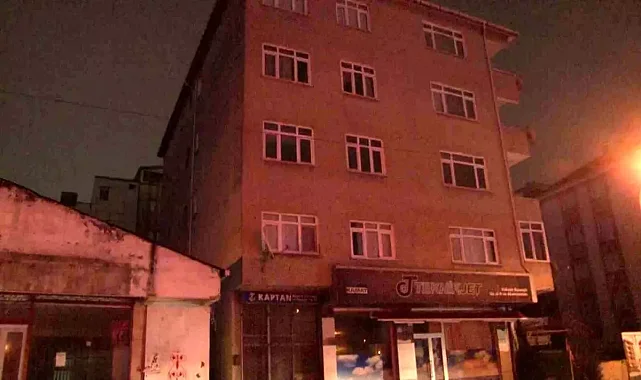 Tuzla'da yıkılma tehlikesi olan bina tahliye edildi