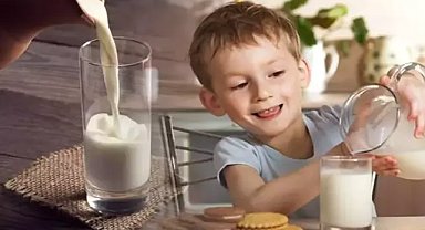 Uyumadan önce süt neden içilir? Nelere iyi gelir?