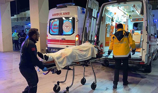 Yolcu otobüsü şarampole uçtu: 10'u ağır 33 yaralı