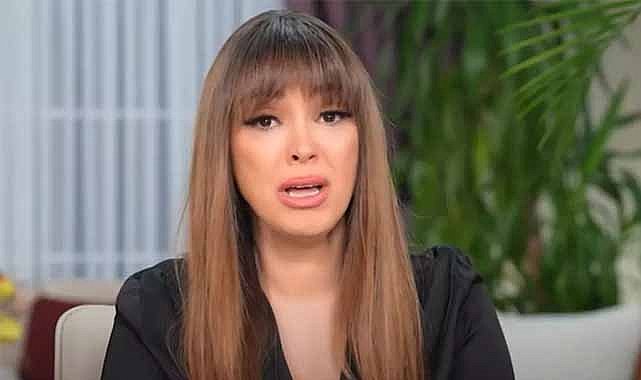 Zuhal Topal programda gözyaşlarına boğuldu! Bolu'daki yangında arkadaşını ve ailesini kaybetmişti!