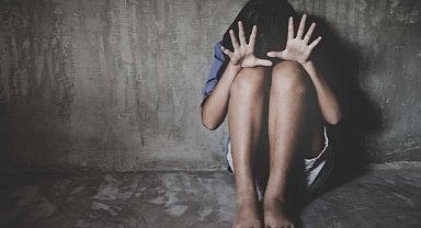 17 yaşındaki kız çocuğunu fuhuşa zorlayan 2 şahıs tutuklandı! “3 bin 500 TL karşılığında…”