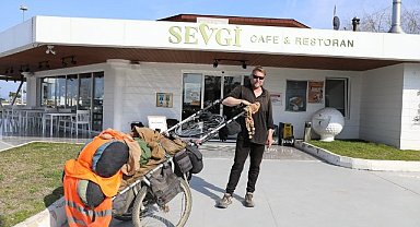 26 yıldır dünyayı geziyor! Samsun'a geldi