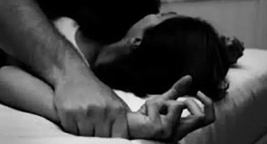 29 yaşındaki öğretmen saatlerce eski öğrencileri tarafından taciz edildi