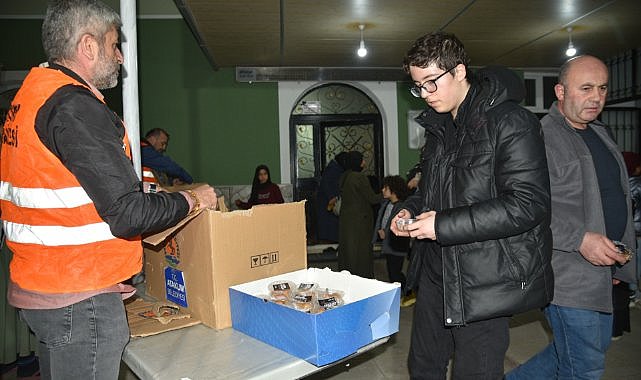 Atakum Belediyesinden Kadir Gecesi’nde lokma ikramı