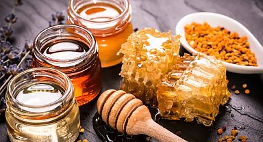 Balın içinden çıkanlar yok artık dedirtti: Bu markadan uzak durun! Gerçek bal nasıl anlaşılır?