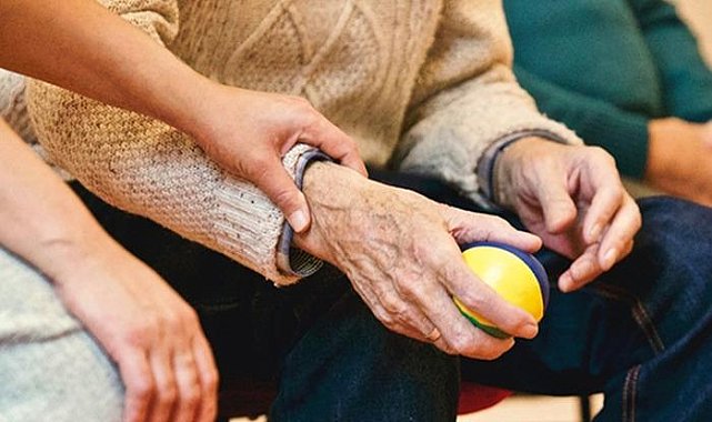 Bu araştırma Dünya'da ses getirdi: Alzheimer riskini azaltan diyet!