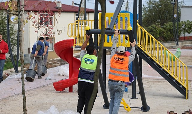 Canik'te aydınlık sokaklar modern parklar