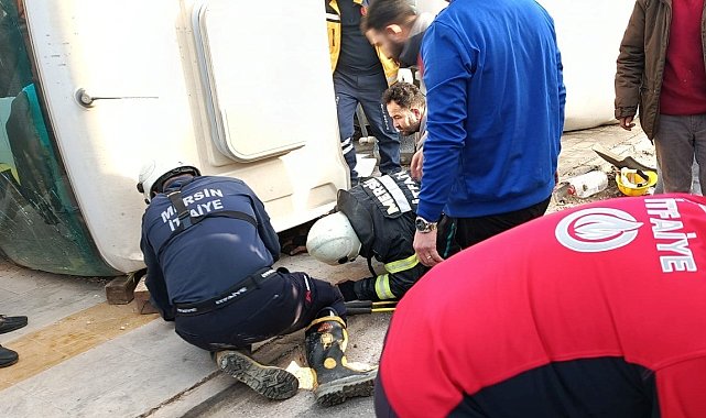 Devrilen beton mikserinin altında kaldı